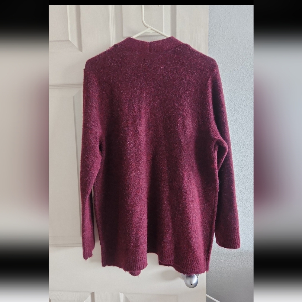 Cardigan - Picture 2 of 6